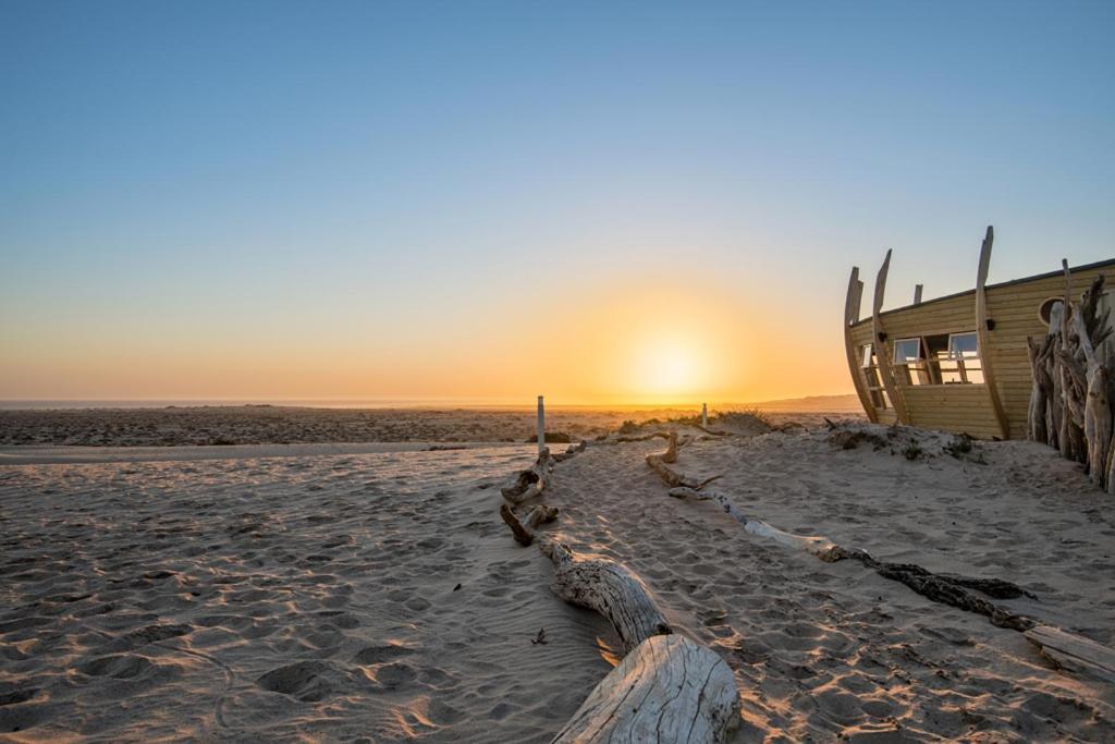 Shipwreck Lodge Mowebaai Esterno foto