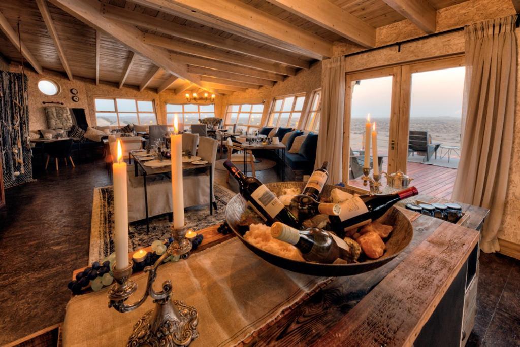 Shipwreck Lodge Mowebaai Esterno foto